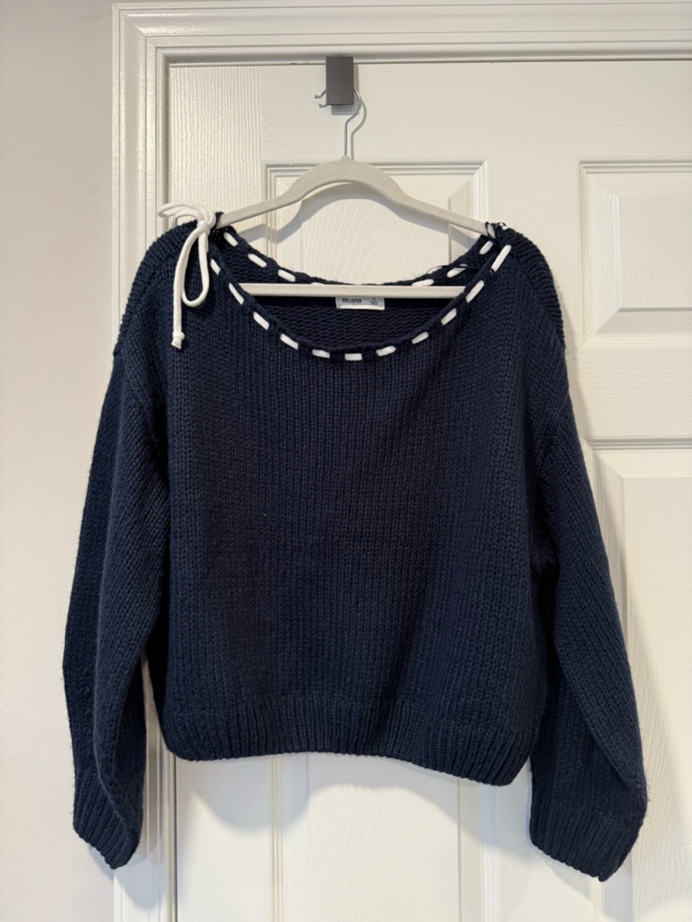 Madewell Navy Crewneck Sweater with Contrast Tie